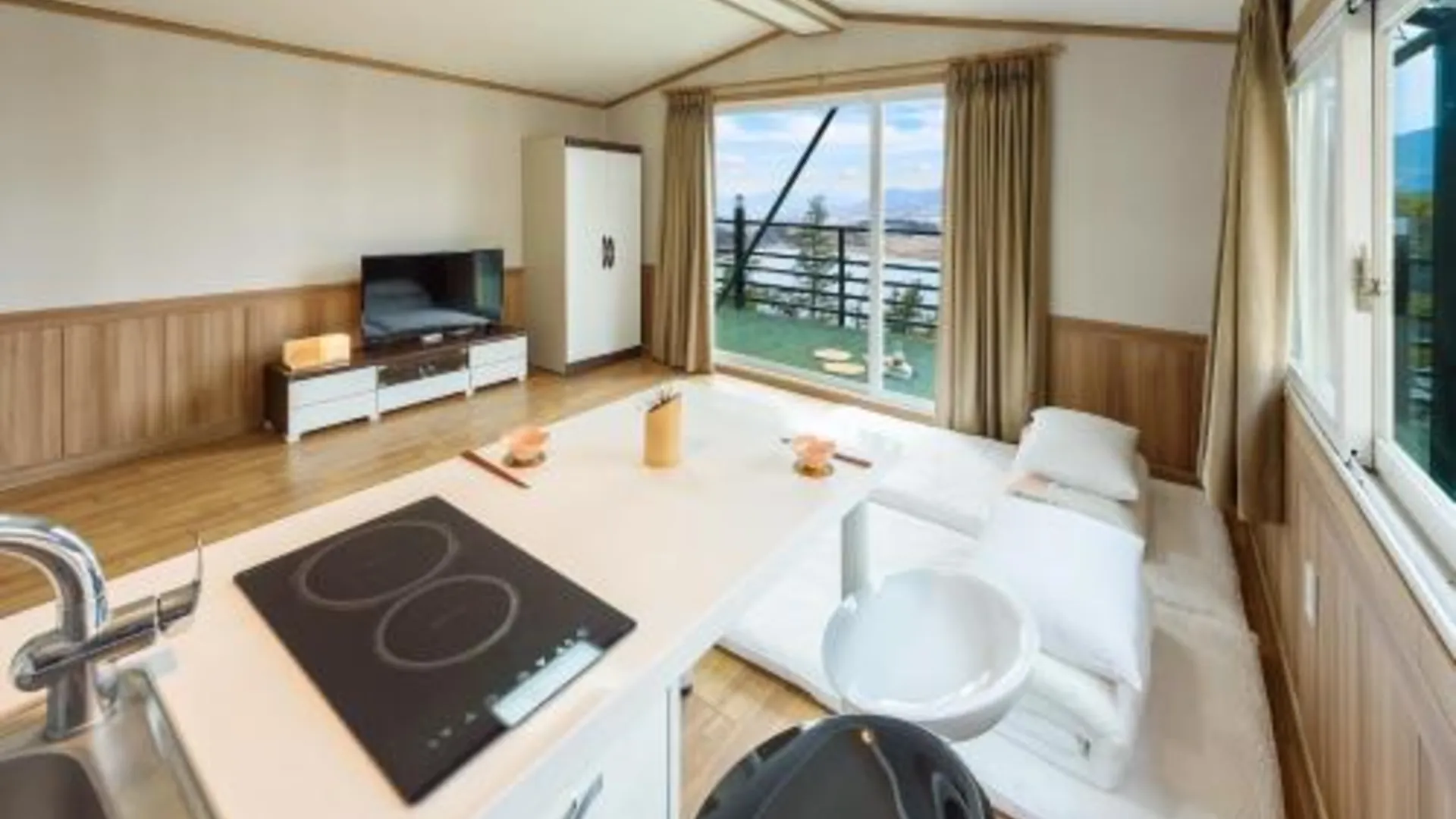 구례 지리산호수리조트 2성급 게스트하우스 스위트룸