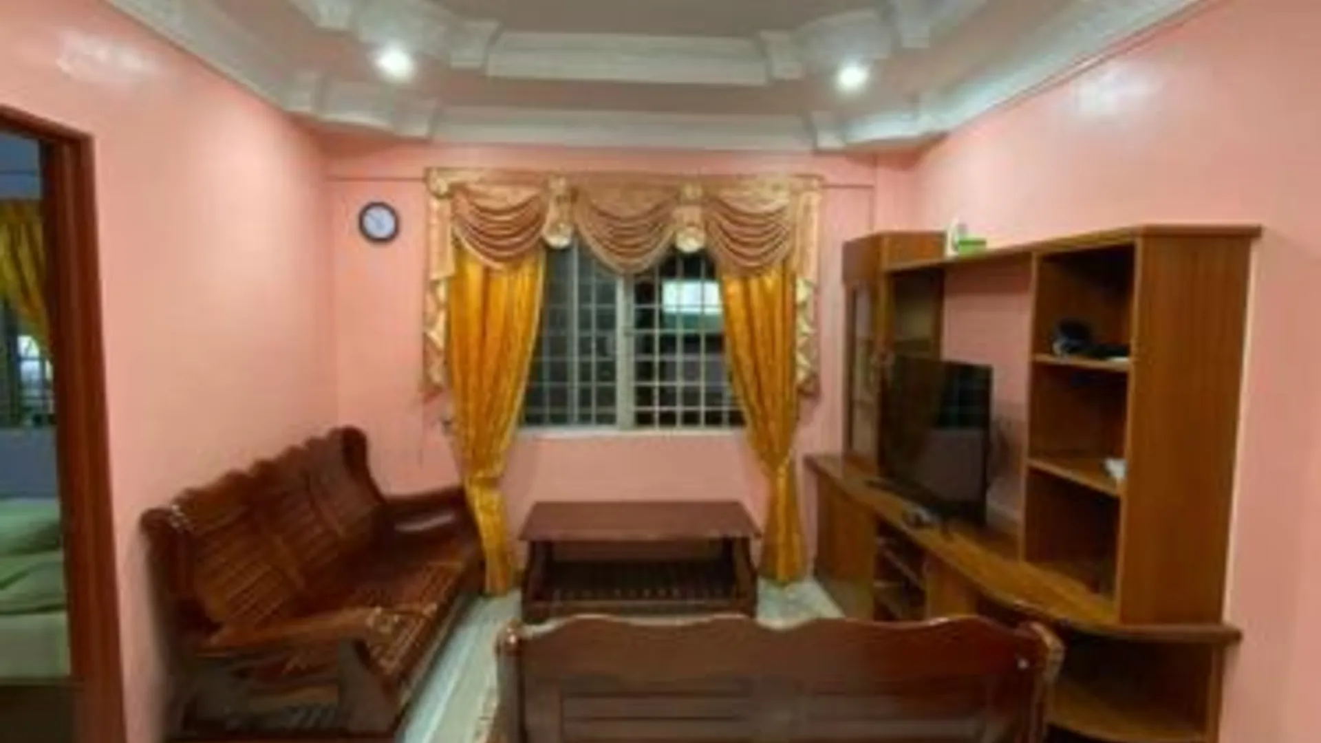 카메론 하일랜즈 타나 라타의 아파트먼트 (1000m², 침실 3개, 프라이빗 욕실 2개) 3성급 게스트하우스 외관