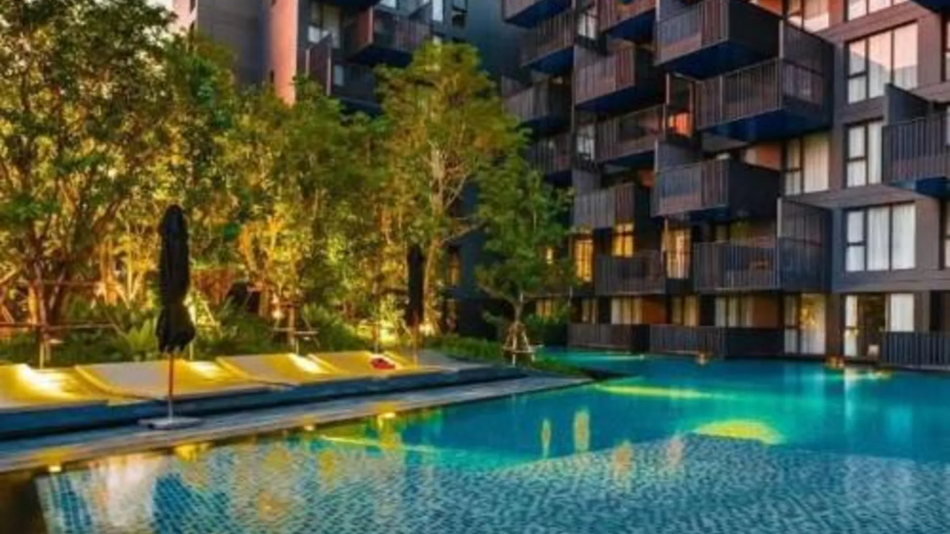 푸켓 The deck patong 1성급 호텔 로비