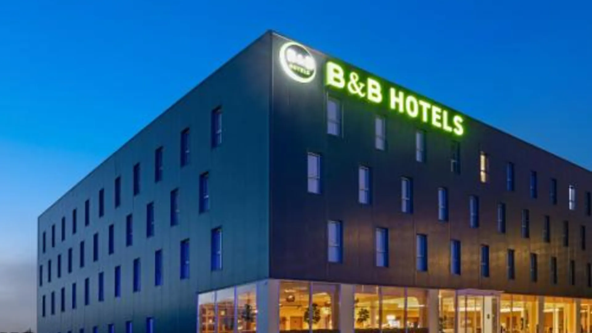 레이리아 B&B HOTEL Leiria Fatima 3성급 호텔 수영장