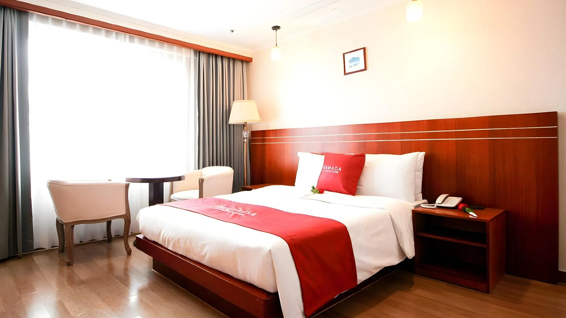 충주  라마다 바이 윈덤 충주 수안보 5성급 호텔 레스토랑