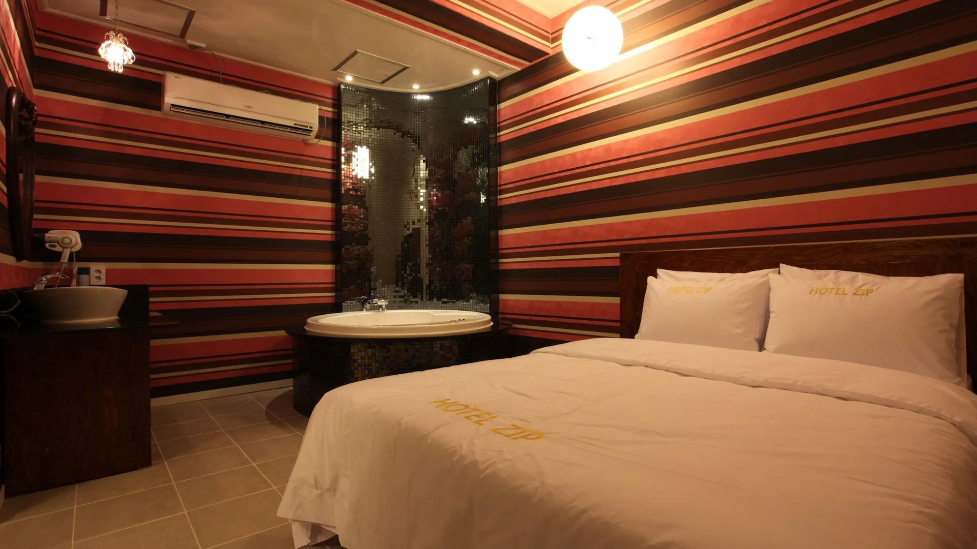 서울 ZIP 호텔 2성급 호텔 스위트룸