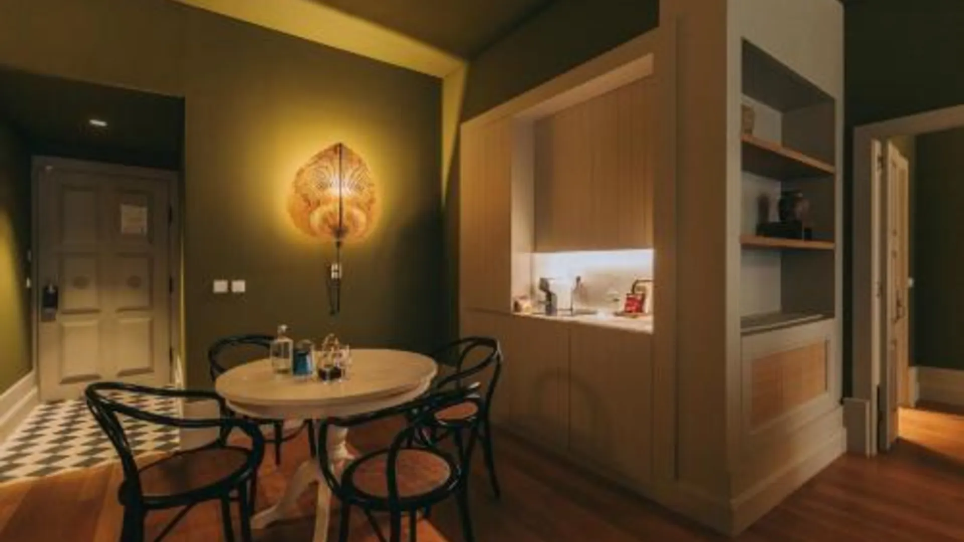 포르투 토렐 사보아리아 5성급 호텔 수영장