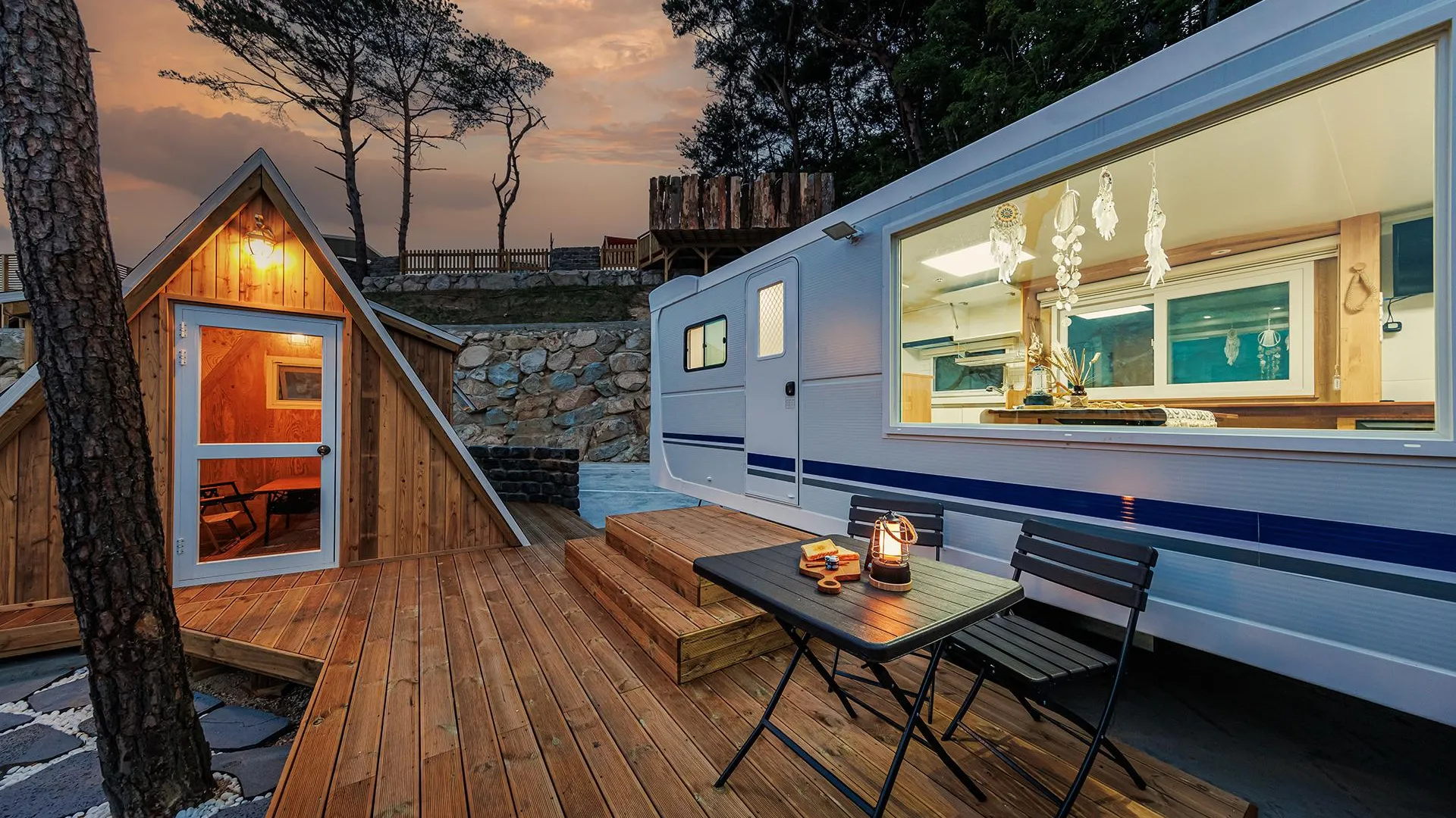 경주 경주 캠피언 카라반 2성급 게스트하우스 수영장