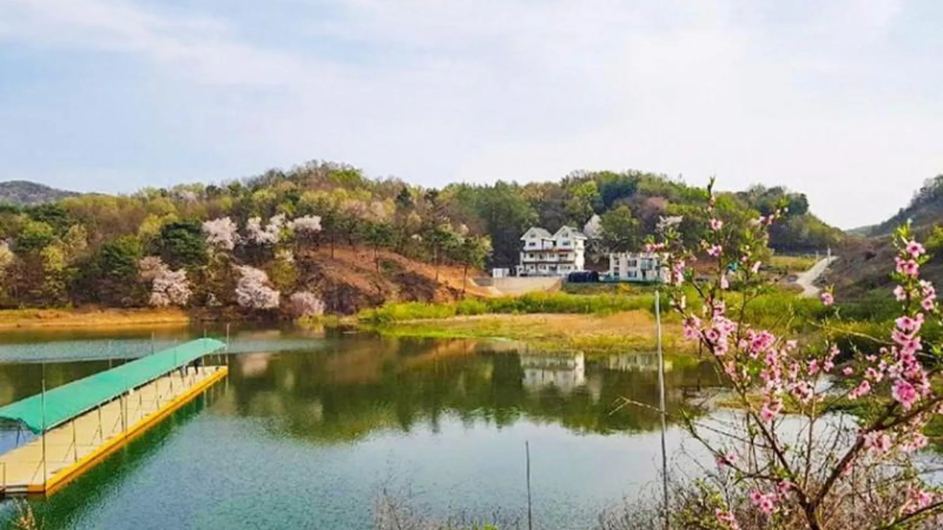 안성 안성 펜션뜰안채 3성급 게스트하우스 외관