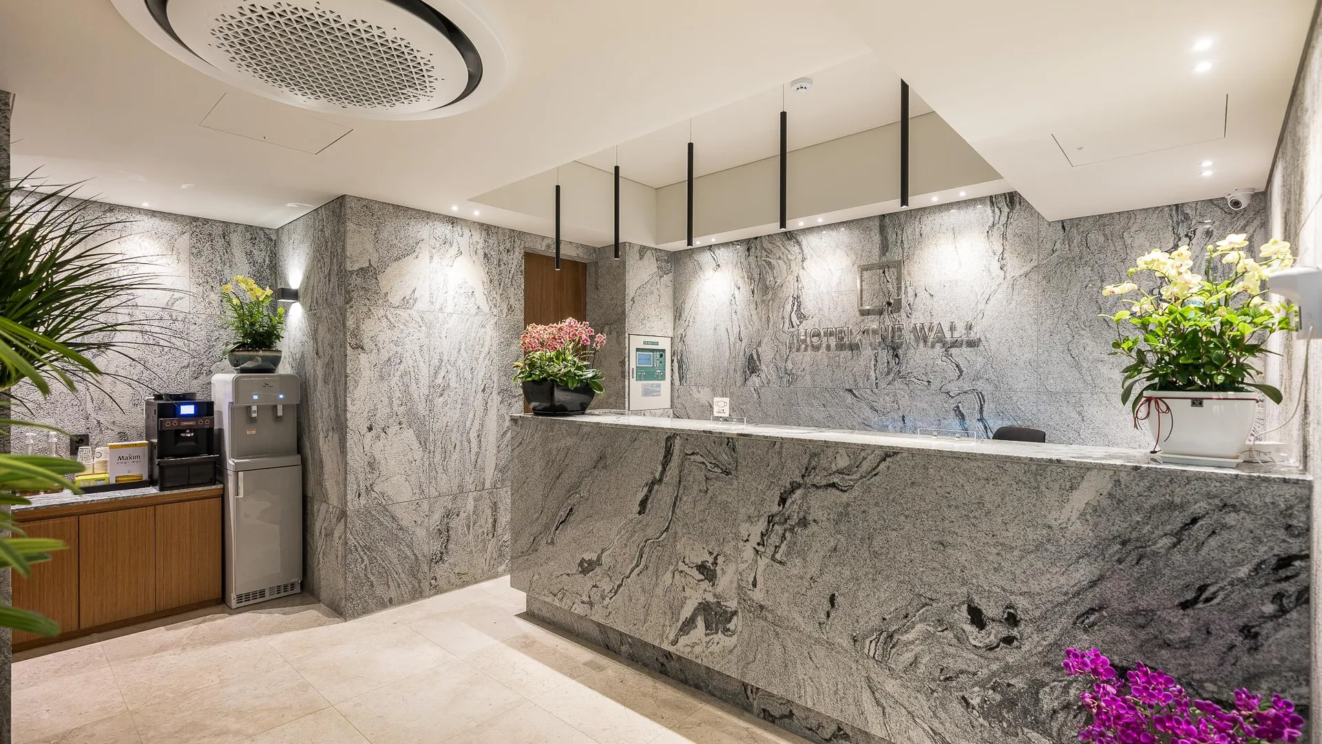 서울 성신여대역 더월(THE WALL) 2성급 호텔 수영장