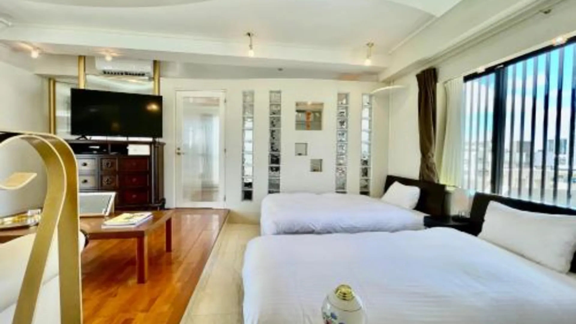 오키나와 본섬 호텔 텐시칸 쿠모지 3성급 호텔 스위트룸