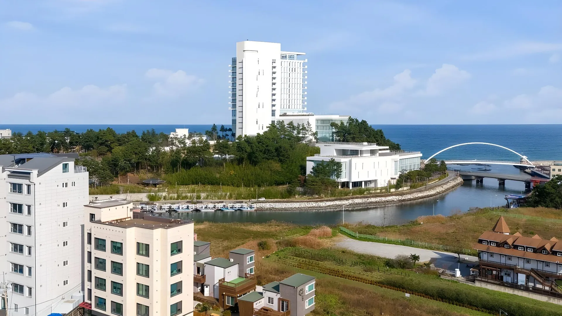 강릉 경포의 휴일 펜션 2성급 게스트하우스 수영장