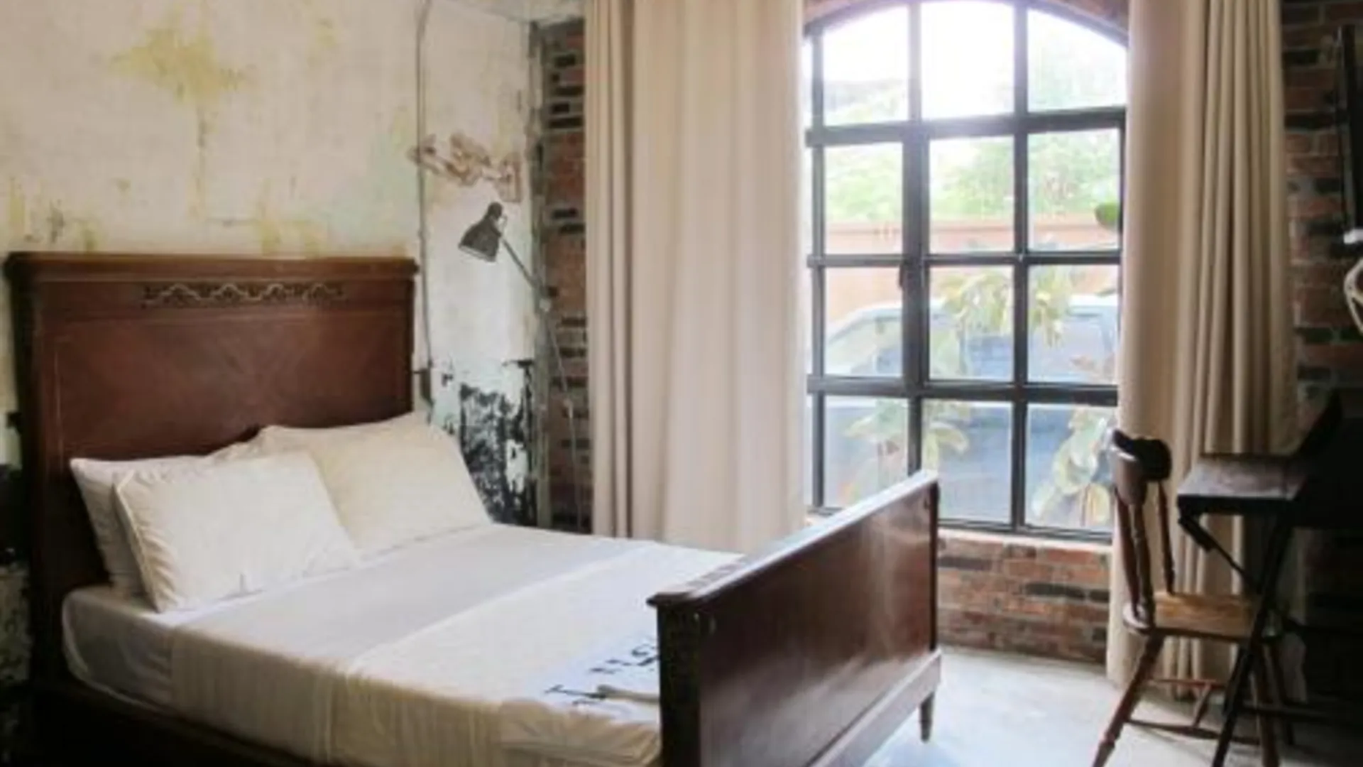 방콕 J No.14  3성급 호텔 스위트룸