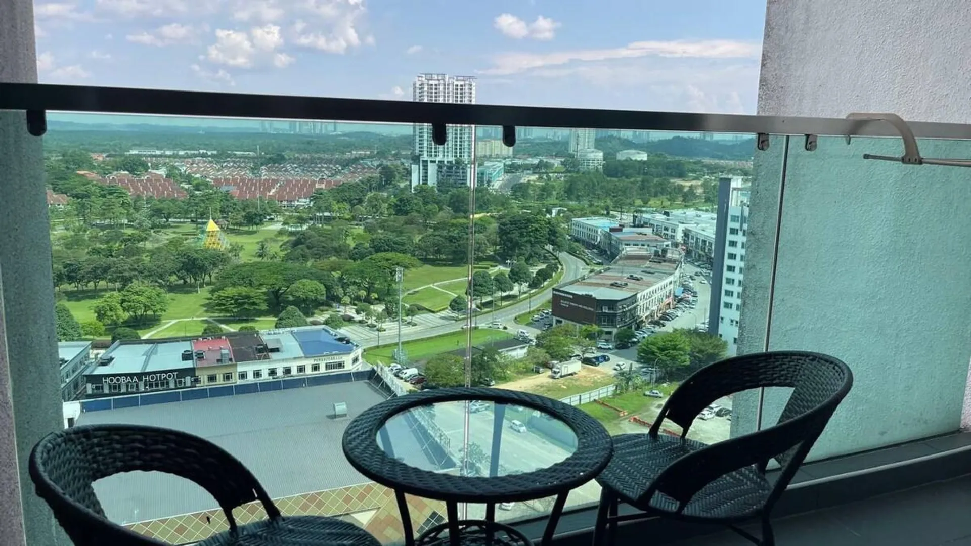 조호바루 / 조호르바루 스쿠다이의 프라이빗 하우스 (100m², 침실 3개, 프라이빗 욕실 2개) 3성급 게스트하우스 수영장