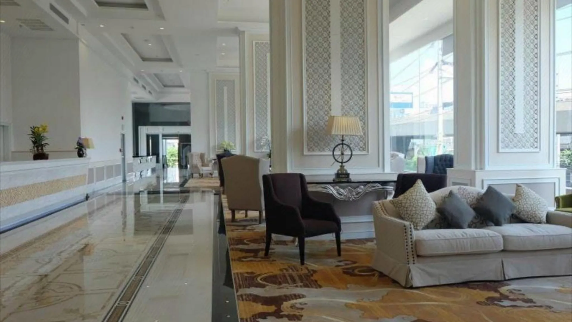 방콕 더 바자 호텔 방콕 – MRT 랏프라오 랏차다피섹 5성급 호텔 로비