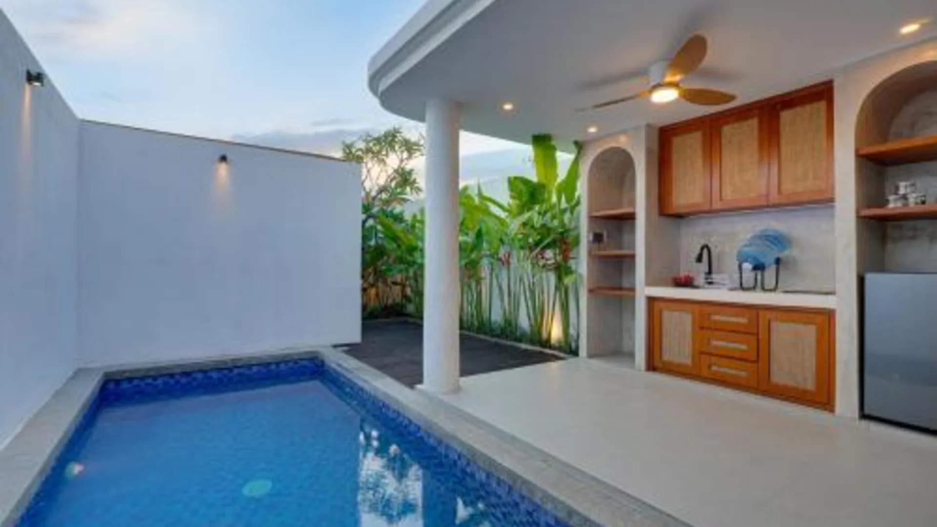 발리 Elegant 1BR Villa Jasmine LaLuxe A11 Sanur 4성급 싱글룸 부대시설