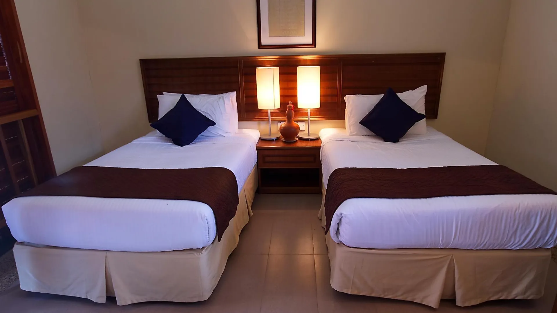 둥군 유렉 비치 리조트 3성급 호텔 스위트룸