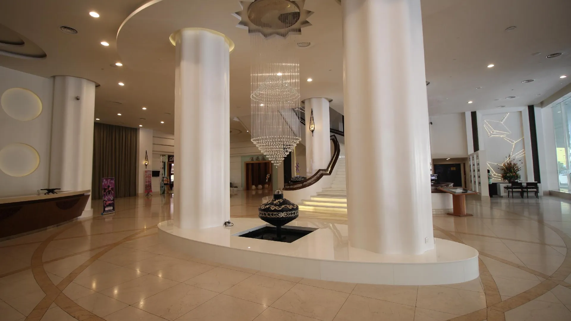 코타바루 그랜드 리버뷰 호텔 4성급 호텔 전망