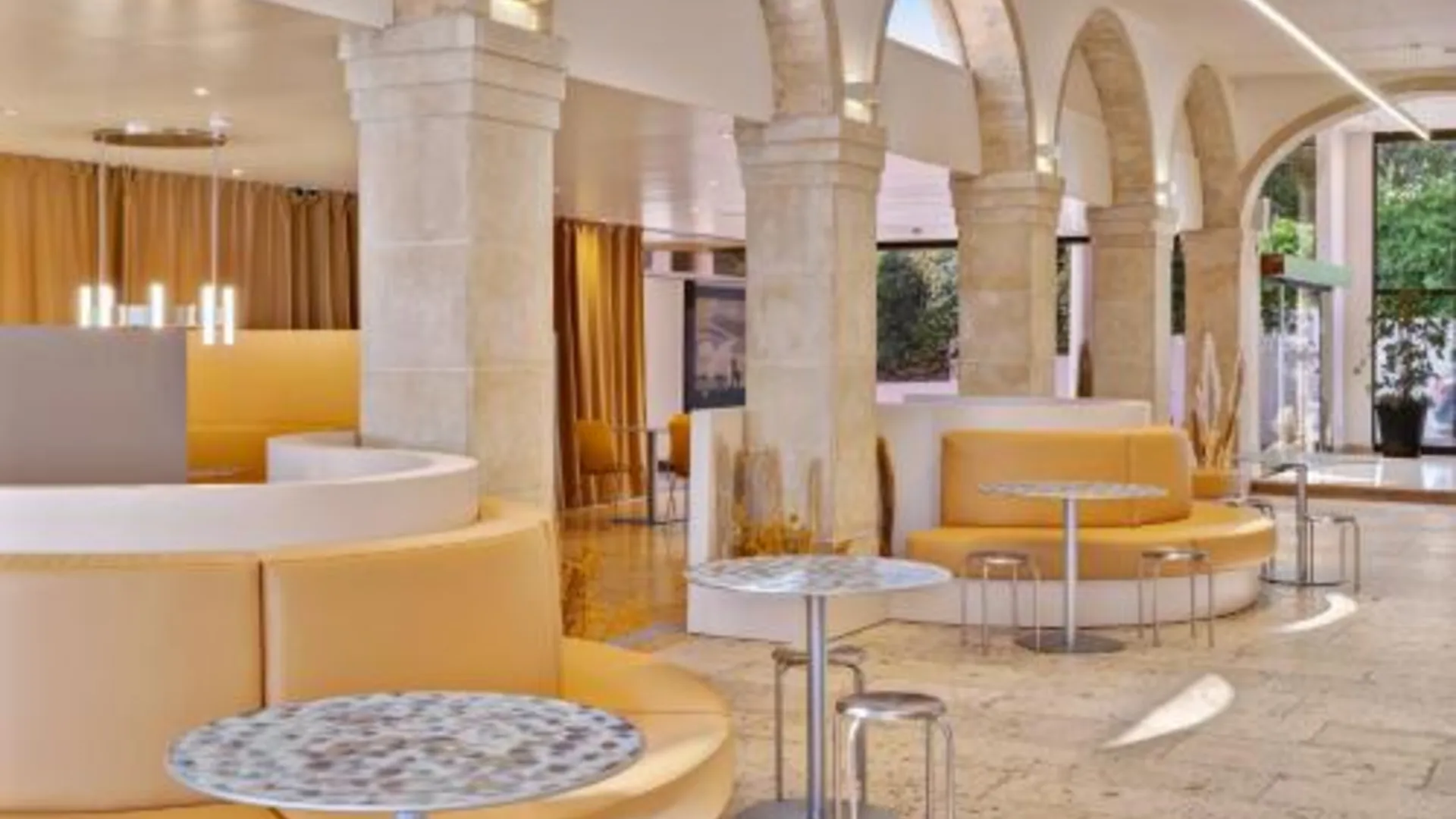 세투발 호텔 도 사도 비즈니스 앤 네이처 4성급 호텔 수영장