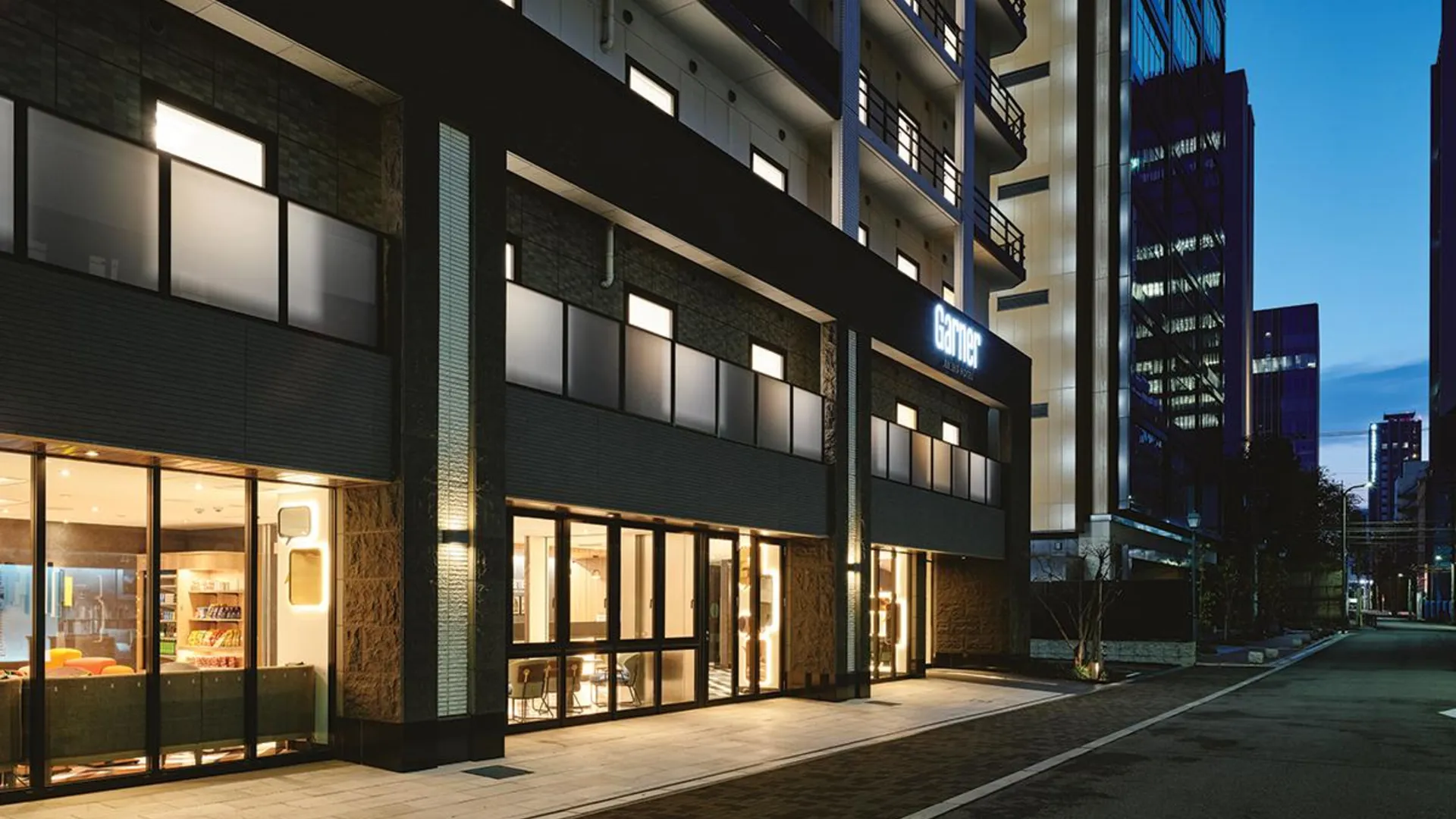 오사카 가너 호텔 오사카 혼마치 스테이션(IHG 호텔&리조트) 호텔 외관