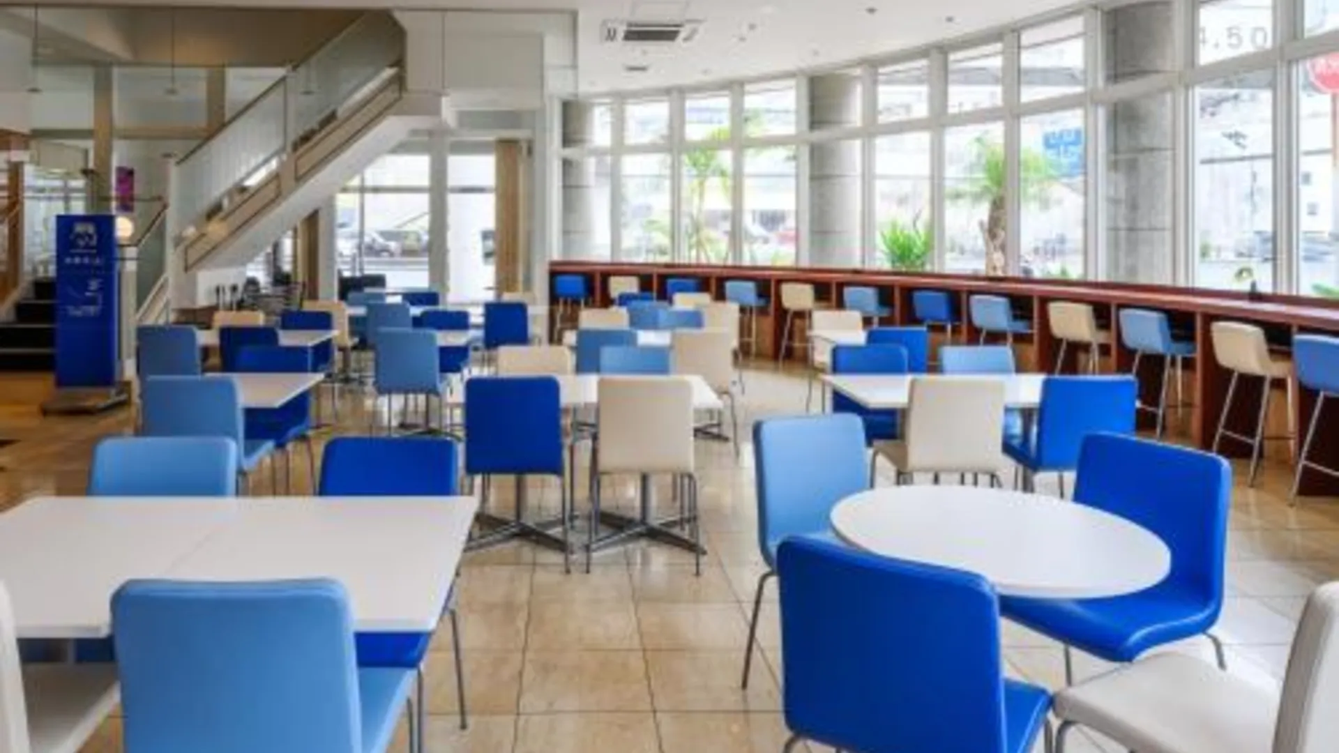 오키나와 본섬 토요코 인 오키나와 나하 아사히 바시 에키마에 3성급 호텔 로비