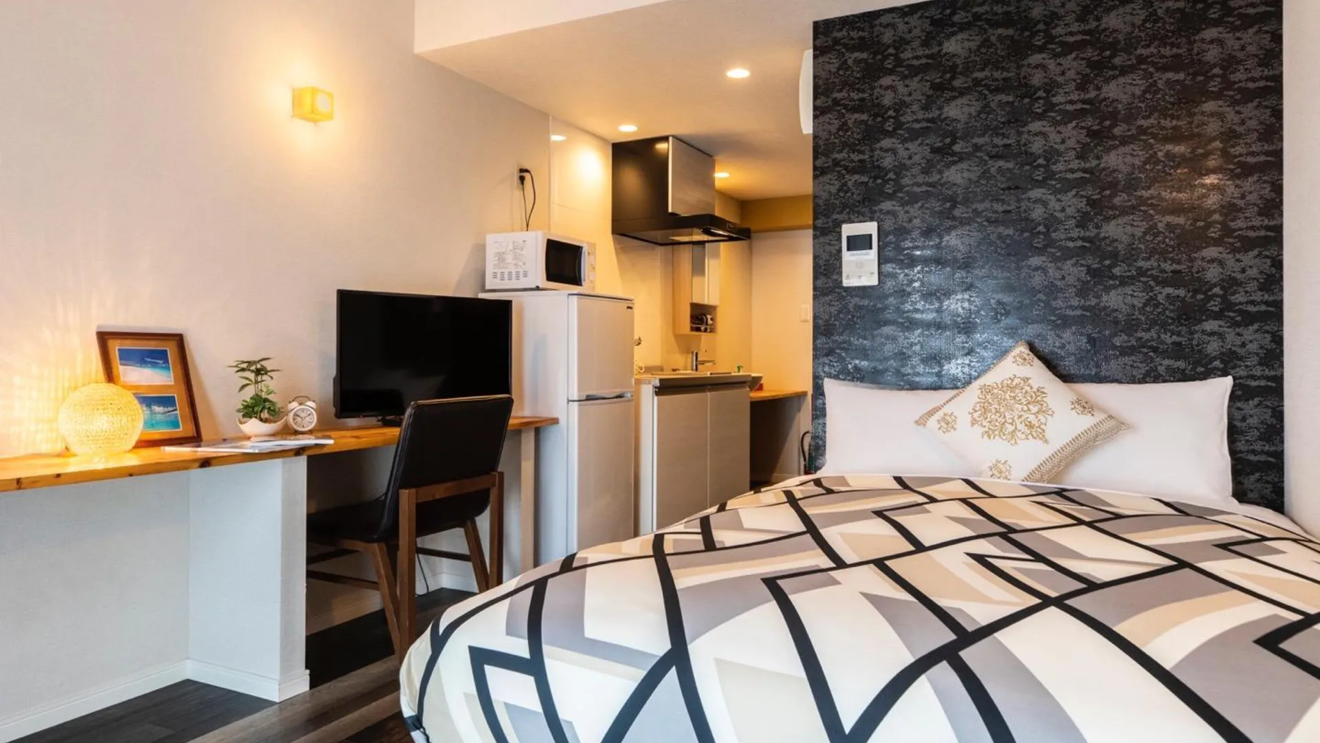 오키나와 본섬 미스터긴조 인 니시하라 인터체인지 2성급 호텔 스위트룸