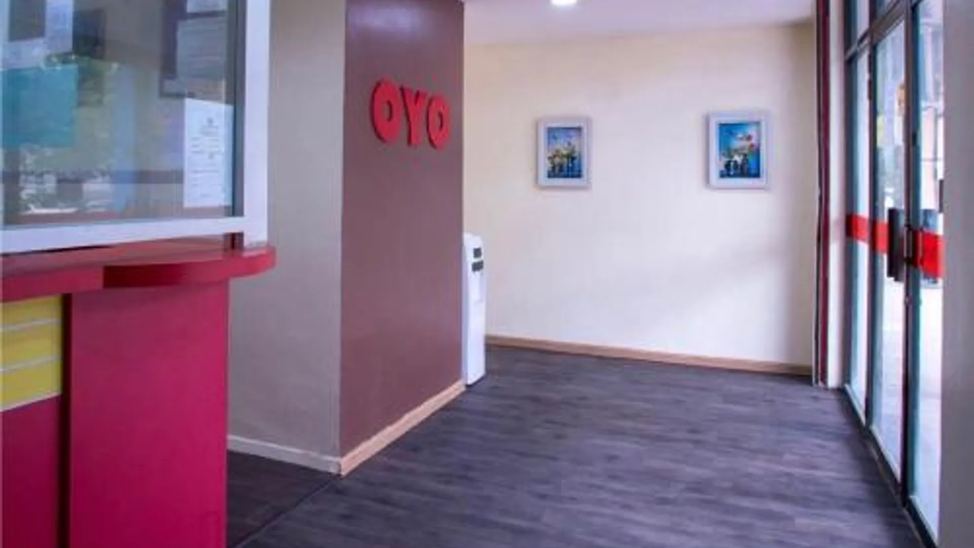 샤알람 Hotel O Taj (seksyen 13) 2성급 호텔 수영장