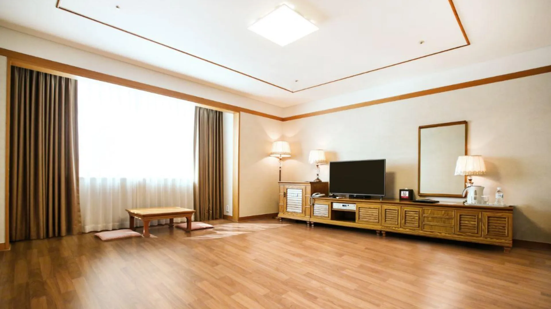 대전 제이에이치레전드호텔 호텔 객실