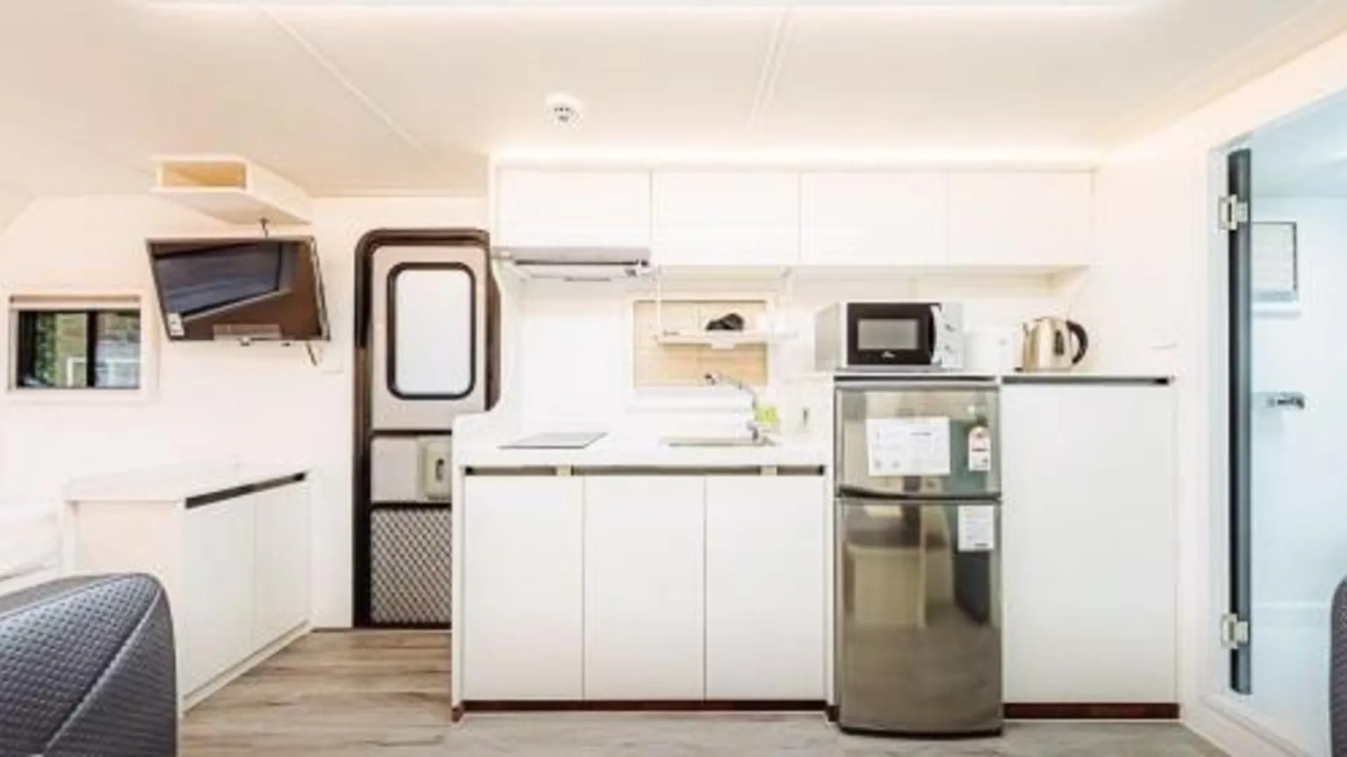 가평 계곡에풍덩 펜션 캠핑장 3성급 게스트하우스 레스토랑