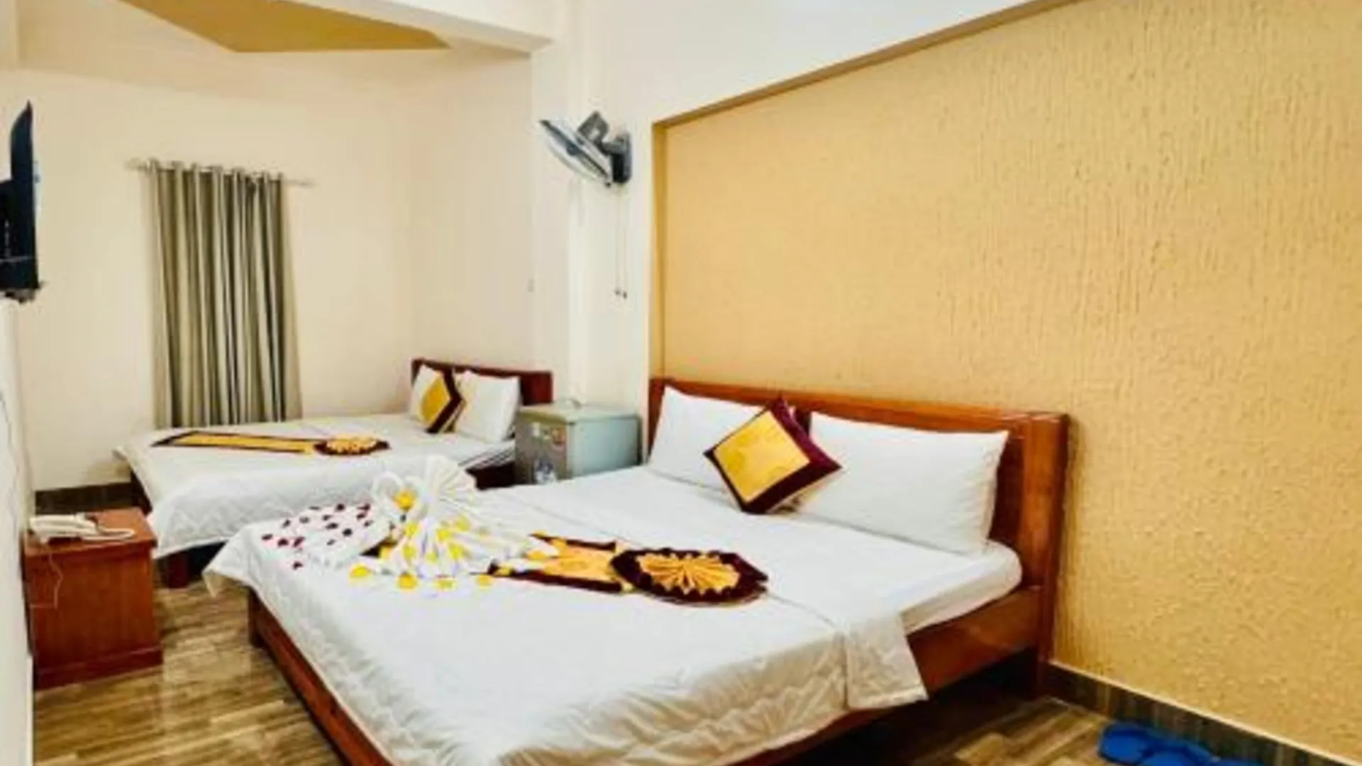 호치민 둑 푹 호텔 1성급 호텔 스위트룸