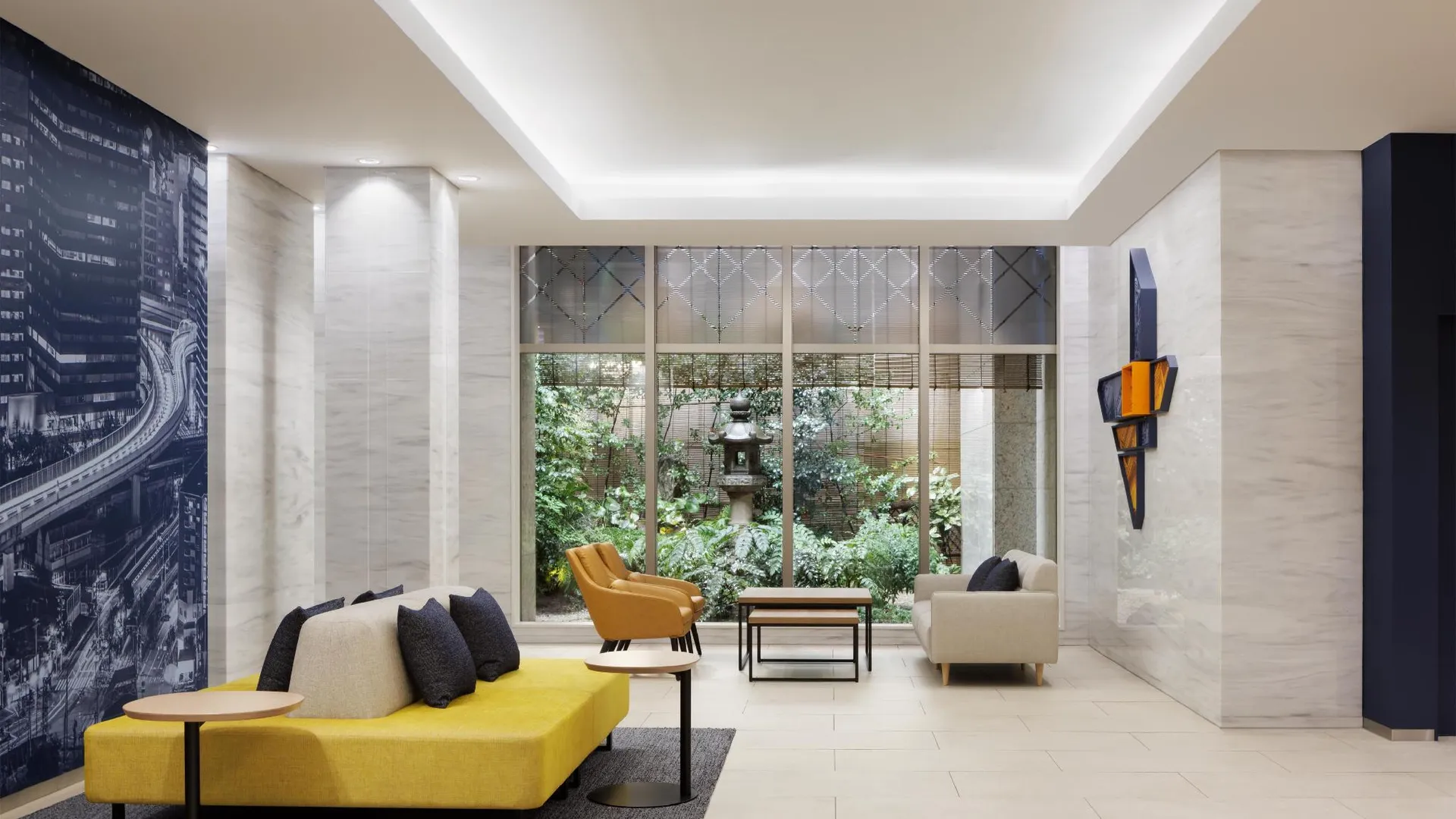 오사카 포 포인츠 플렉스 바이 쉐라톤 오사카 우메다 3성급 호텔 로비