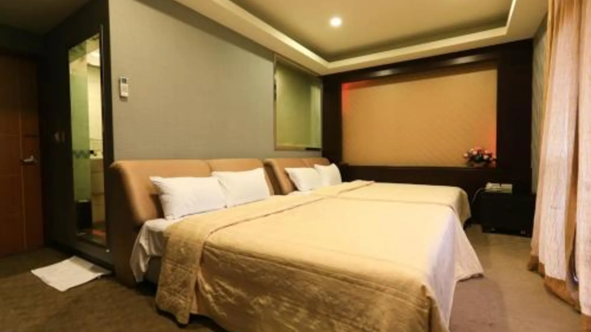 타이베이 완리 스파 앤 리조트 3성급 호텔 스위트룸