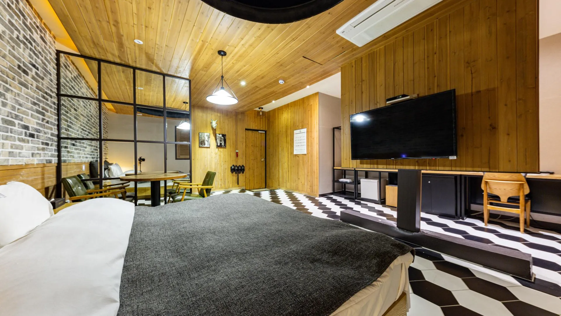 충주 충주 초콜릿무인텔 1성급 호텔 스위트룸