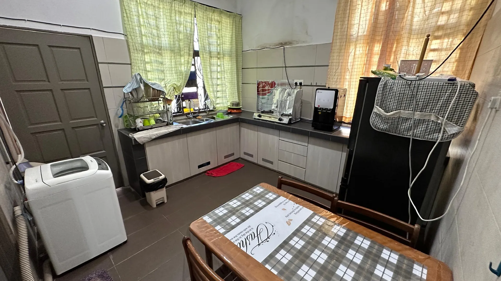 페칸 페칸 시티의 프라이빗 하우스 (1800m², 침실 3개, 프라이빗 욕실 3개) 4성급 게스트하우스 객실