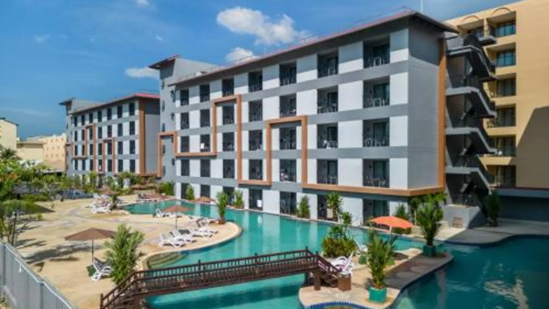 푸켓 투아나 호텔 카사 델 솔 4성급 호텔 외관