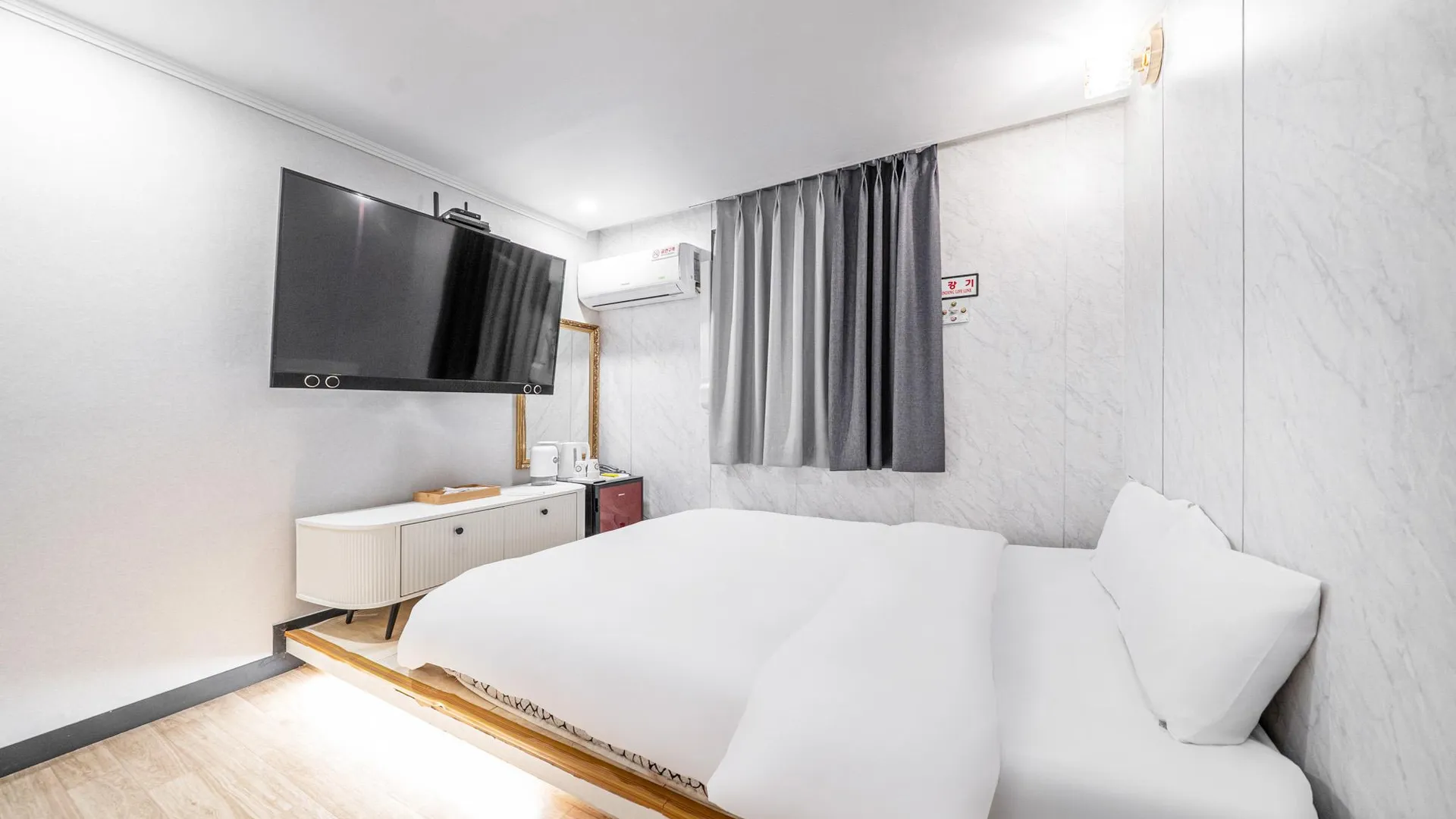 서울 양재 30먼스 호텔 2성급 호텔 객실