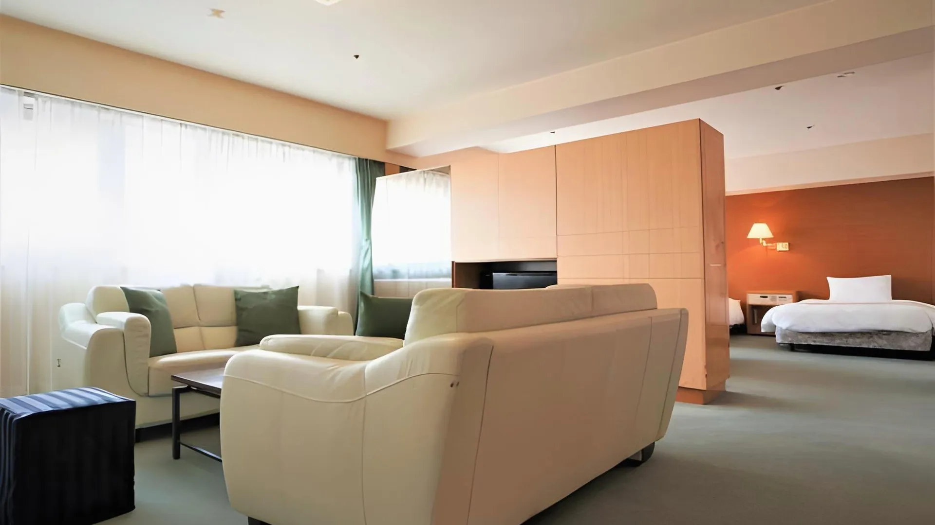 후쿠오카 그린 리치 호텔 니시테츠 오하시 에키마에 3성급 호텔 스위트룸