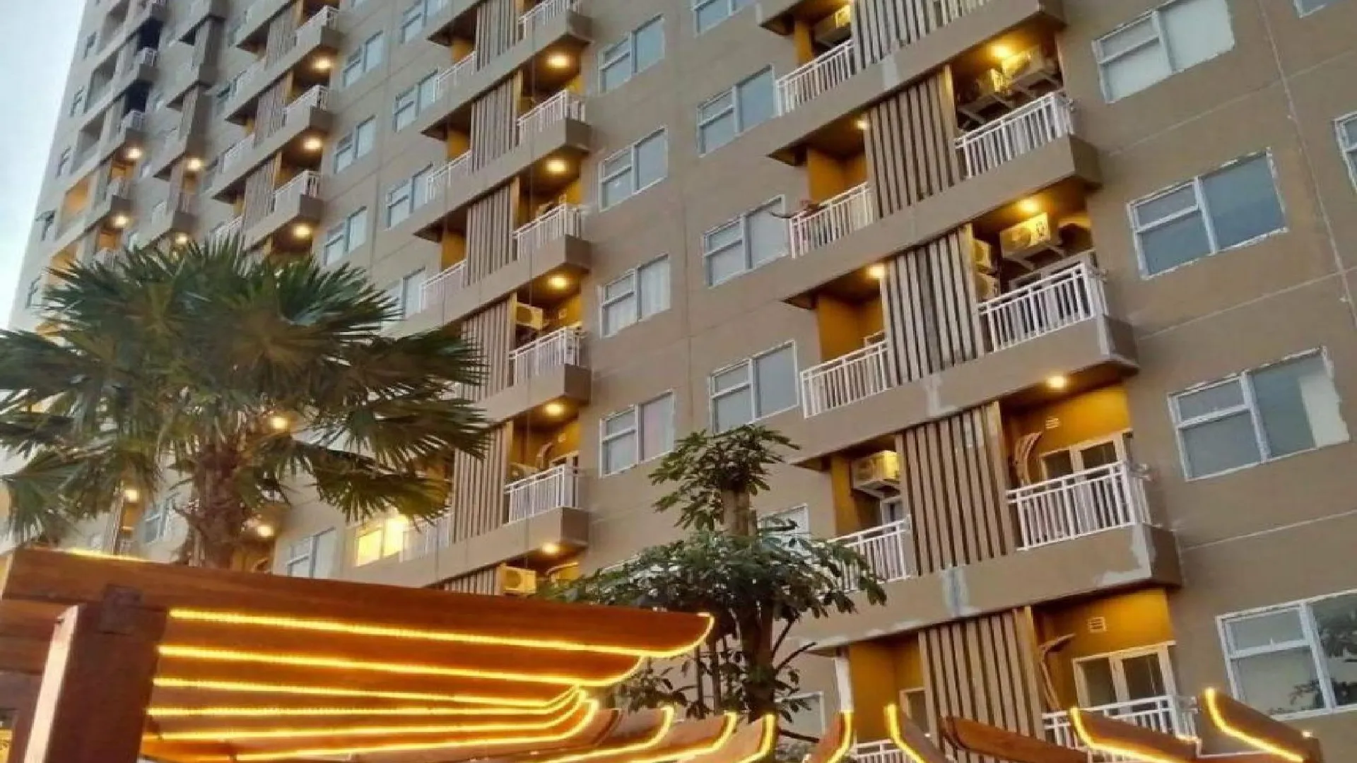 마카사르 Vida View Apartment by Vida Home 4성급 게스트하우스 레스토랑