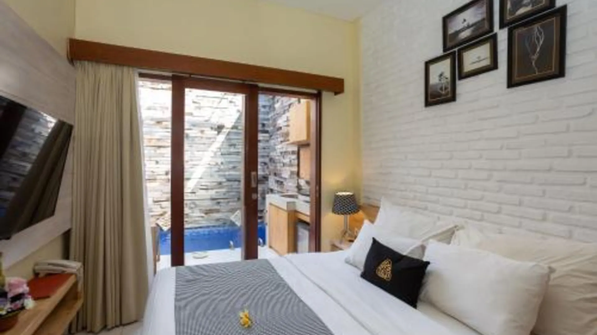 발리 파이사 스미냑 리빙 3성급 호텔 스위트룸