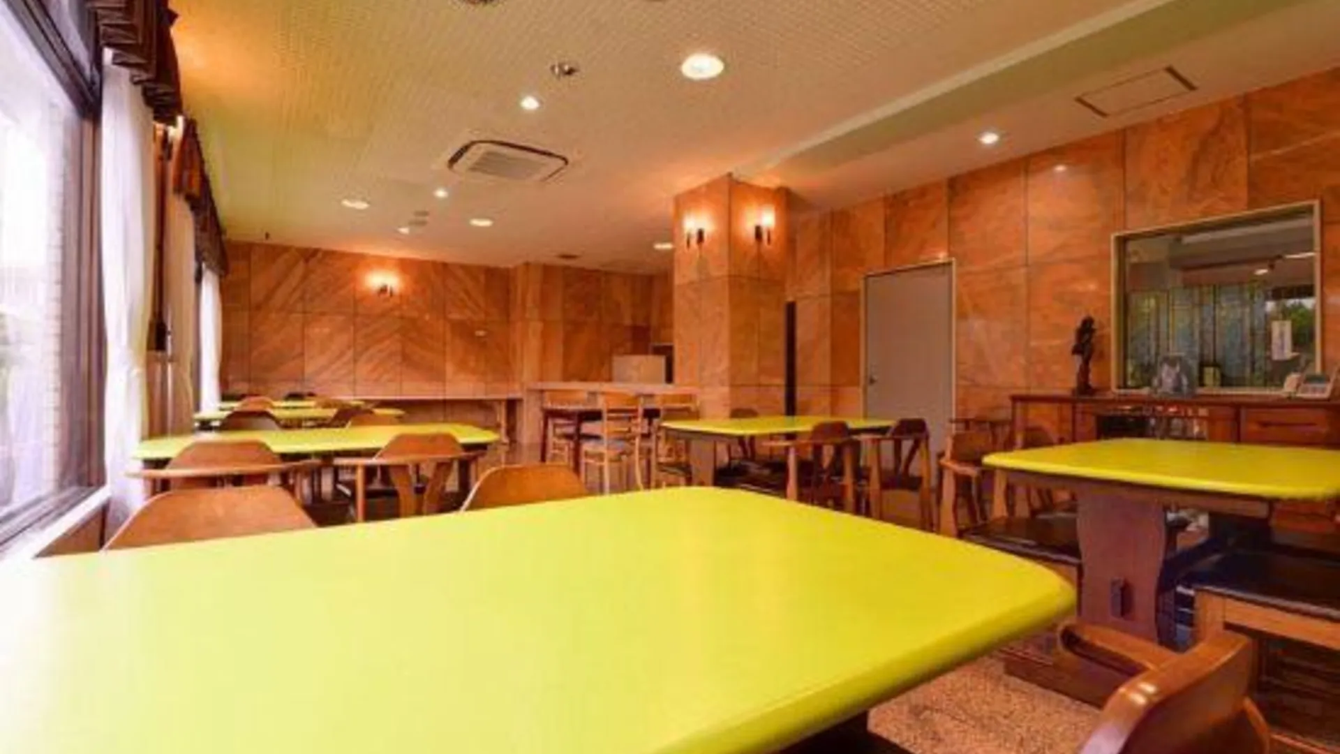 오키나와 본섬 Nago Business Hotel 2성급 호텔 로비