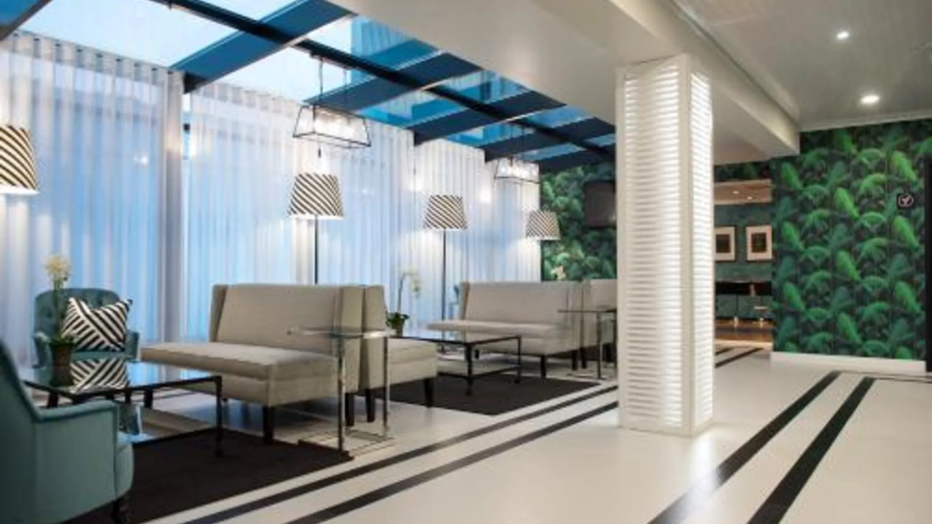 마리나 그란드 호텔 크리스탈 마리냐 3성급 호텔 스위트룸