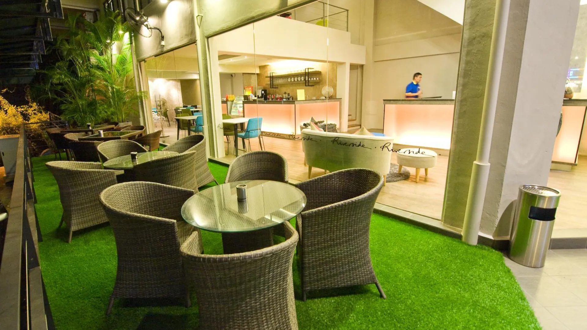 쿠안탄 리버사이드 부티크 호텔 2성급 호텔 외관