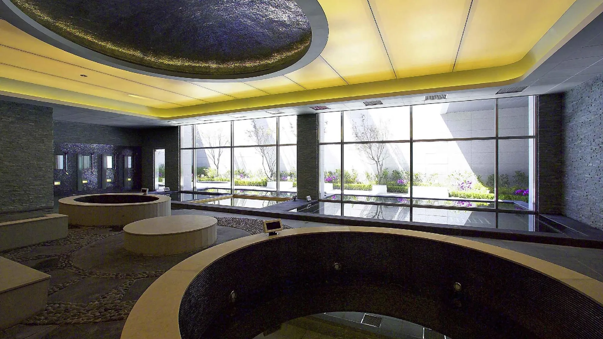 창원 그랜드 머큐어 앰배서더 창원 5성급 호텔 레스토랑