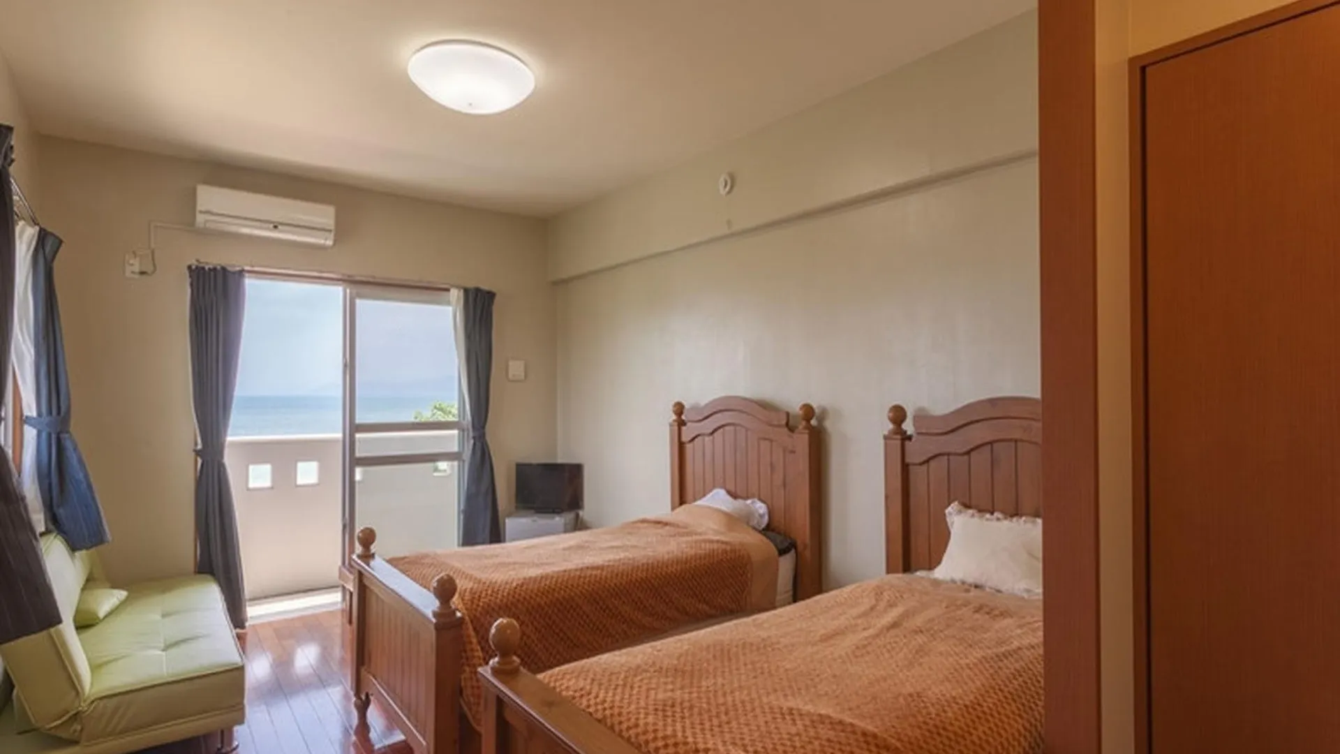 오키나와 본섬 카리유시 콘도미니엄 리조트 나고 우민추 노 야도 4성급 게스트하우스 스위트룸