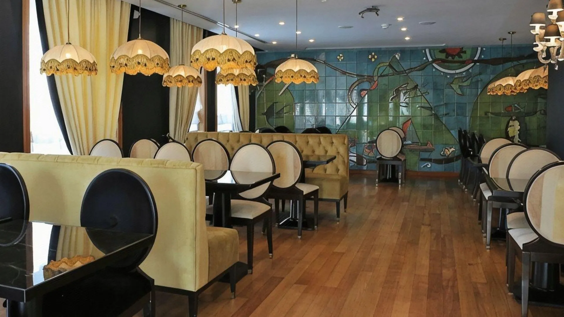 아베이루 Hotel Moliceiro 4성급 호텔 외관