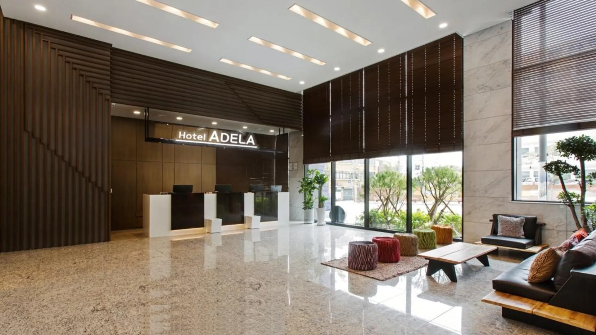 부산 호텔 아델라 4성급 호텔 외관