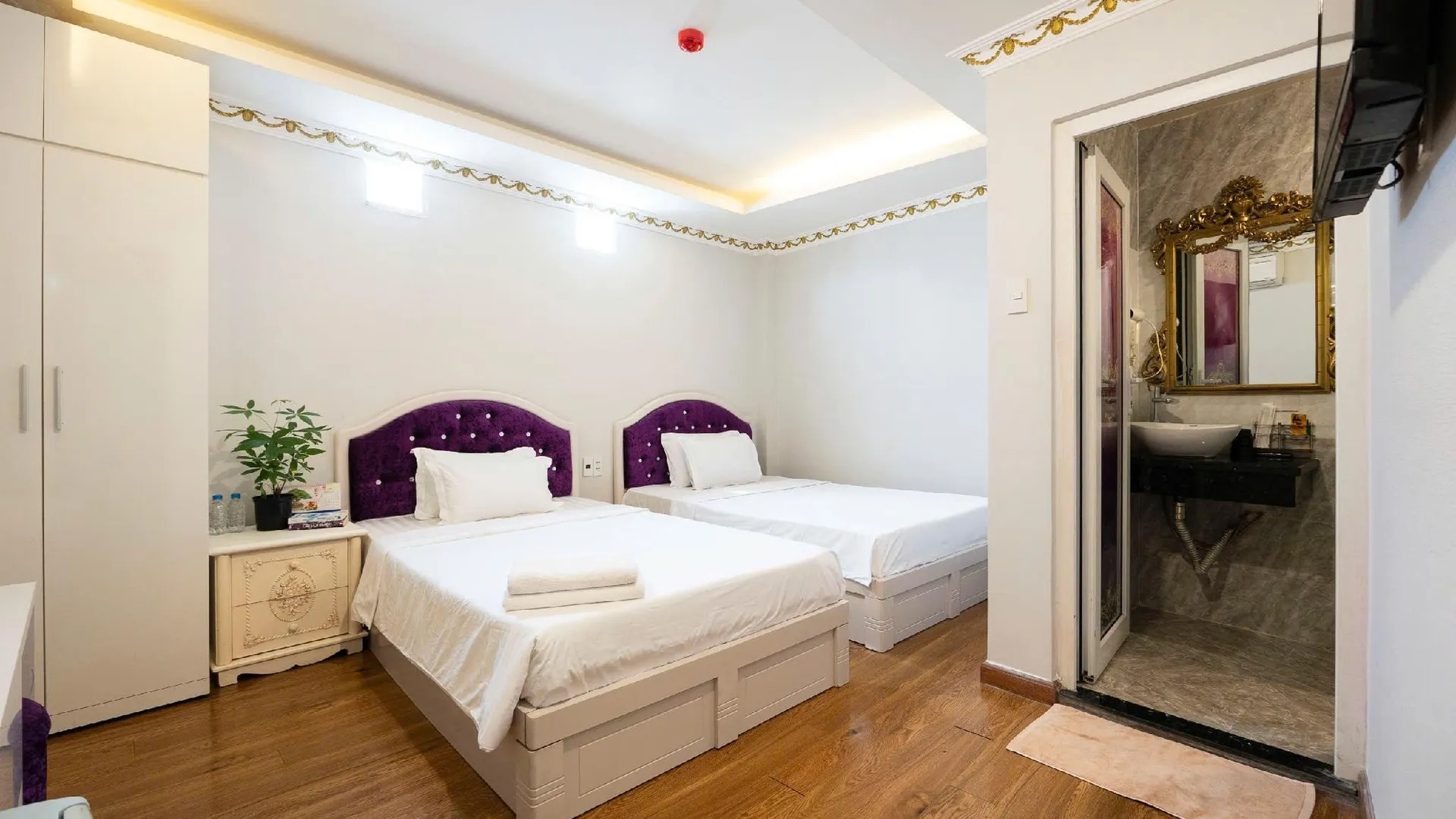 호치민 크라운 부이비엔 호텔 2성급 호텔 객실