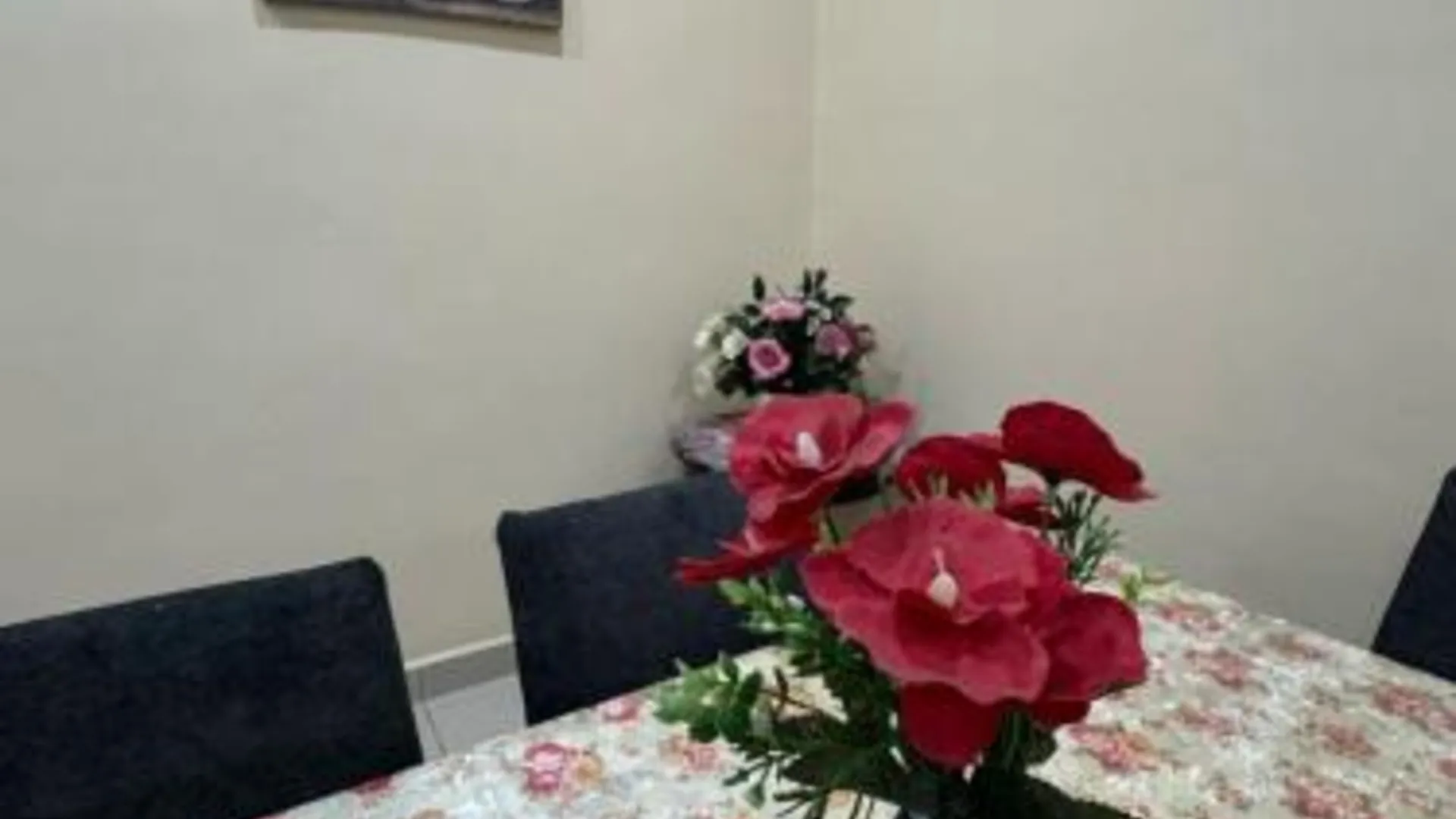 세리 만중 세리 만중의 아파트먼트 (m², 침실 4개, 프라이빗 욕실 4개) 3성급 싱글룸 부대시설