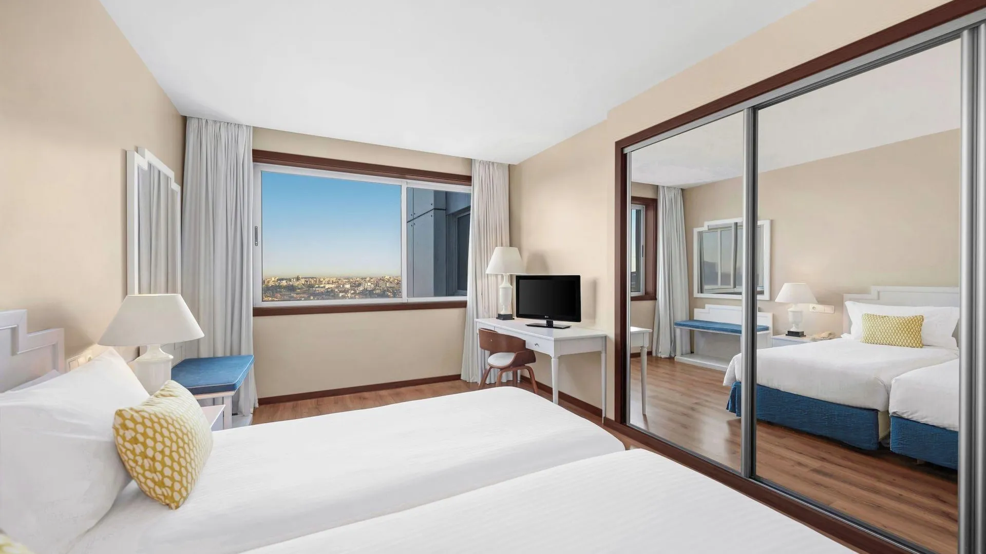 빌라 노바 드 가이아 가이아 레지던스 4성급 호텔 스위트룸