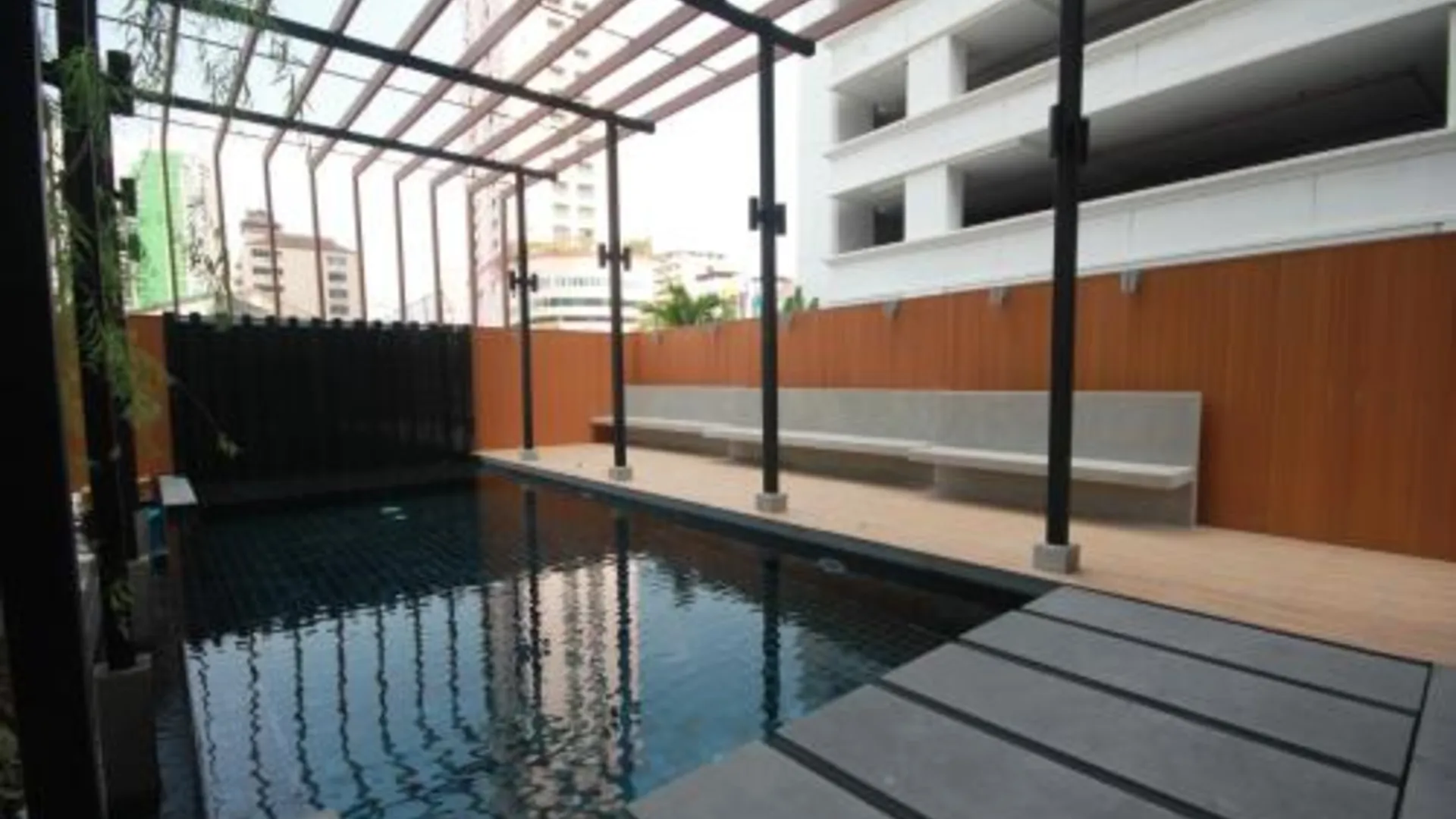 방콕 세린 수쿰빗 39 호텔 3성급 호텔 스위트룸