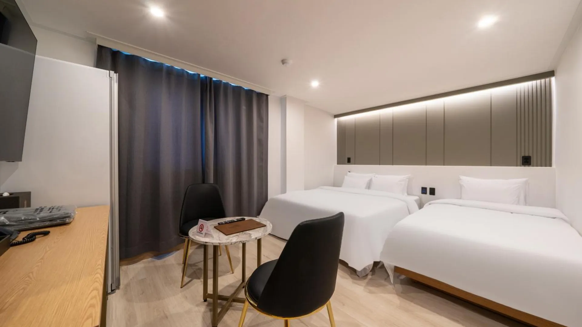 충주 충주 아이리 호텔  호텔 스위트룸