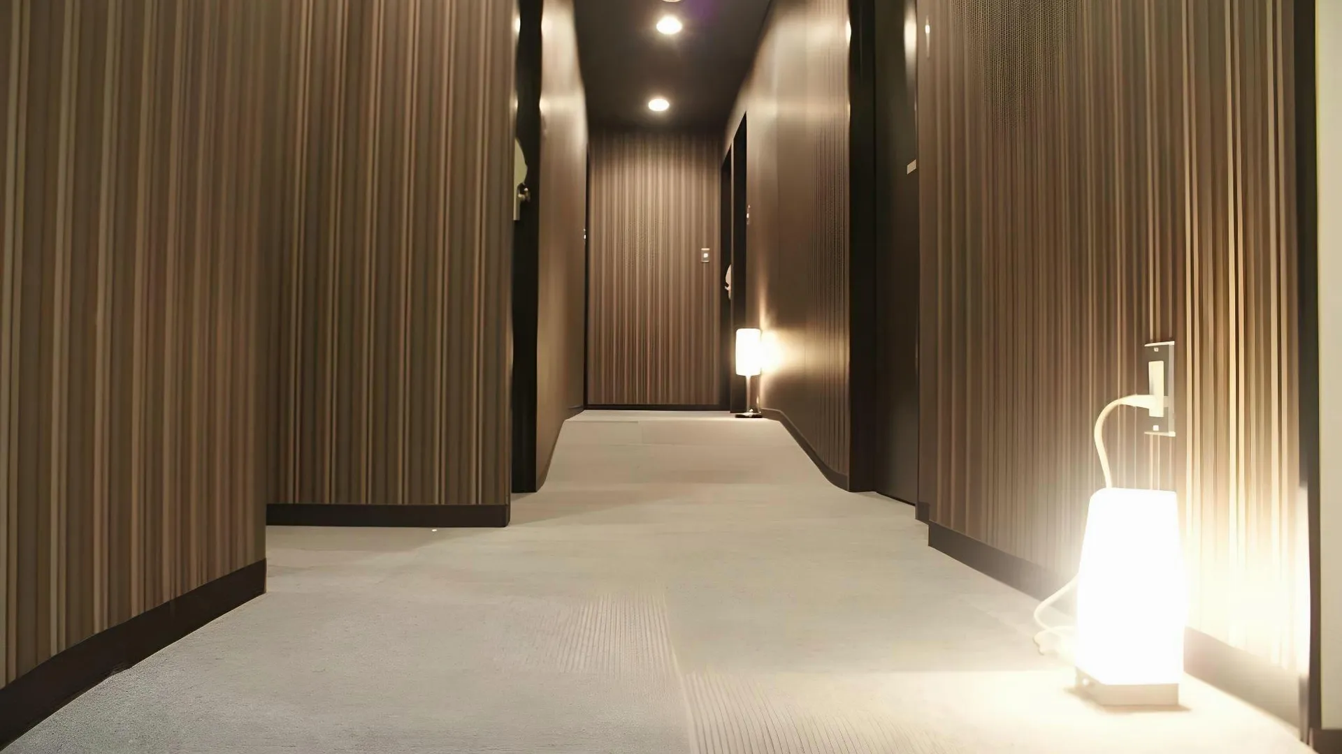 오사카 호텔 라이브맥스 신 오사카 2성급 호텔 외관