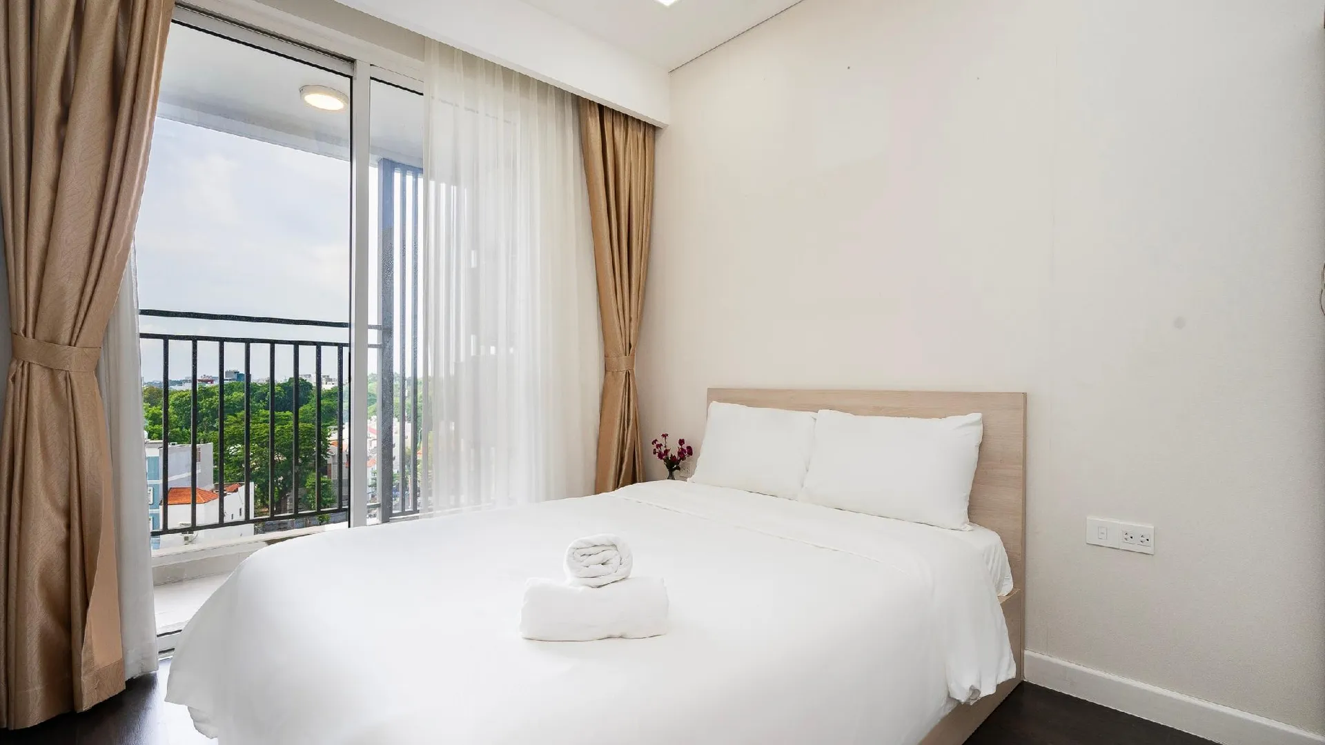 호치민 골든 맨션 비스타 스위트 아파트먼트 5성급 호텔 외관