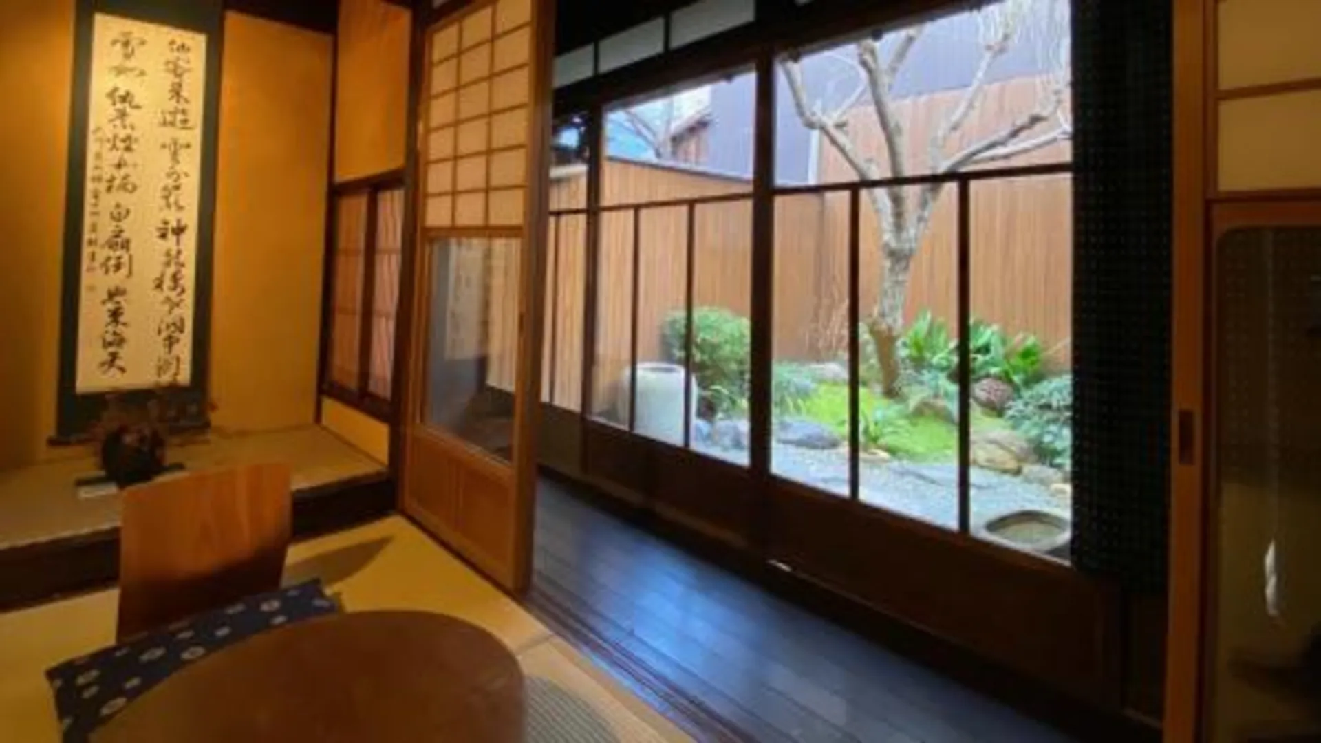 교토 게스트하우스 키오토 1성급 호텔 수영장